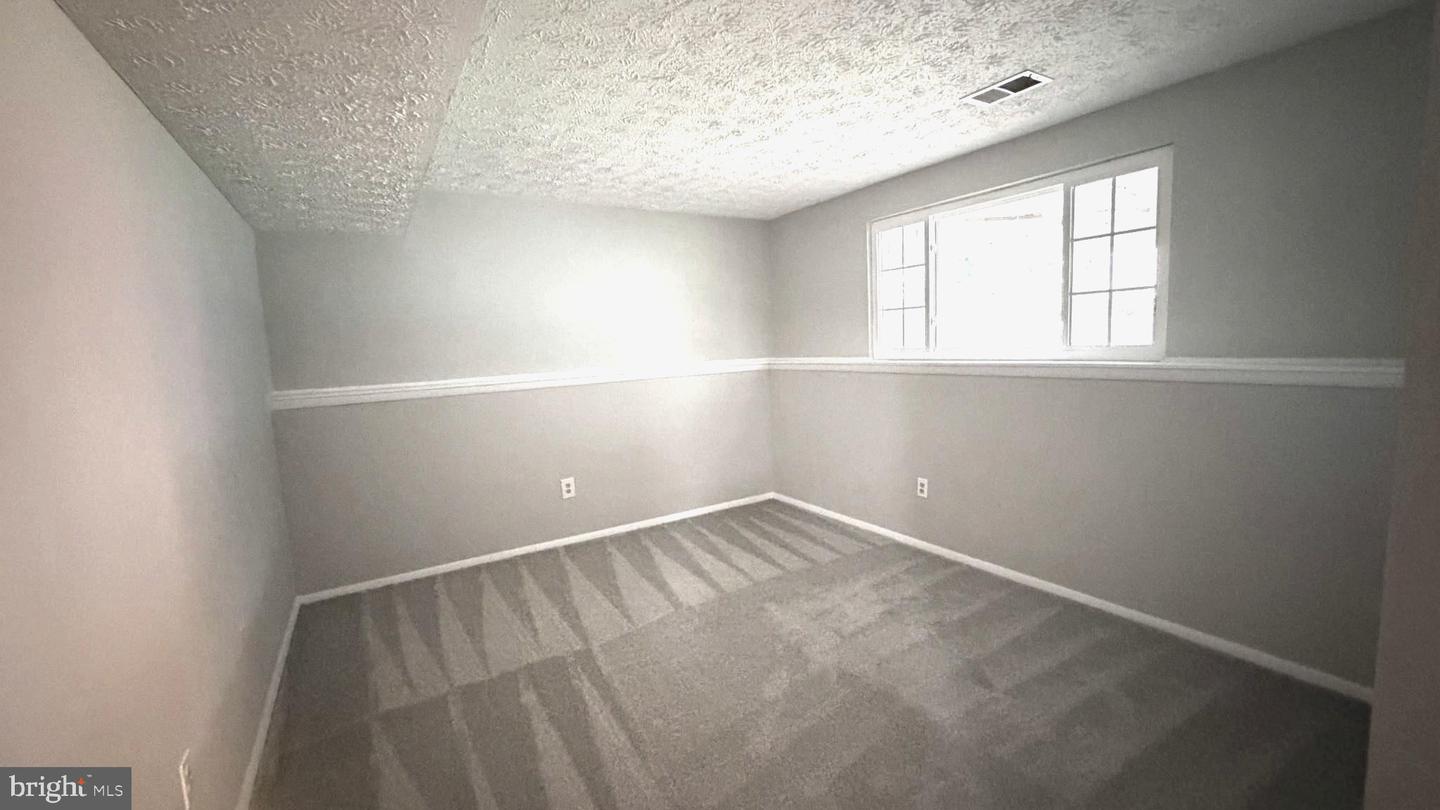 3012 Summershade Ct Property Photo 24
