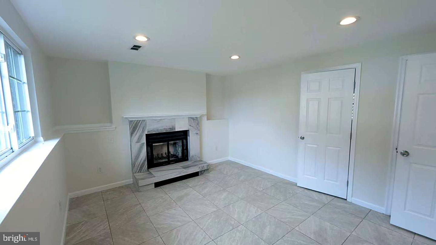 2929 Ashdown Forest Dr Property Photo 25