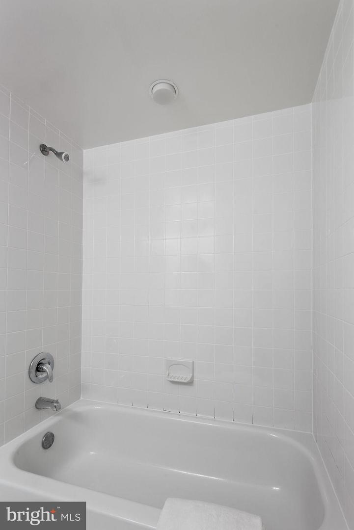 11600 Stoneview Sq #60/2b Property Photo 23