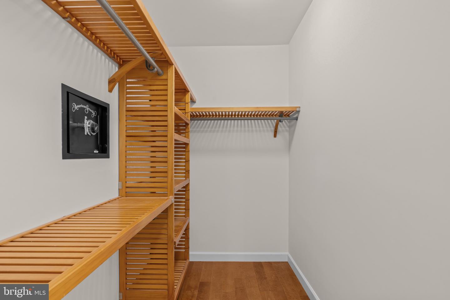 1701 Lake Shore Crest Dr #21 Property Photo 14