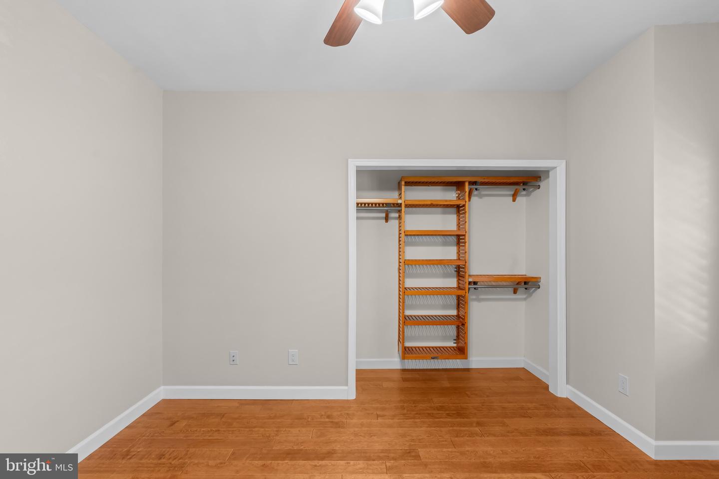 1701 Lake Shore Crest Dr #21 Property Photo 19