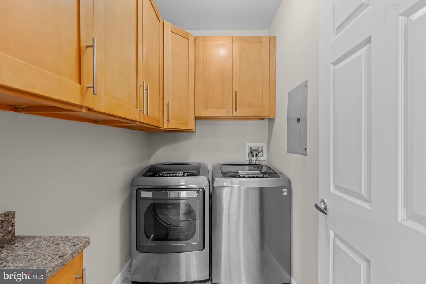 1701 Lake Shore Crest Dr #21 Property Photo 21
