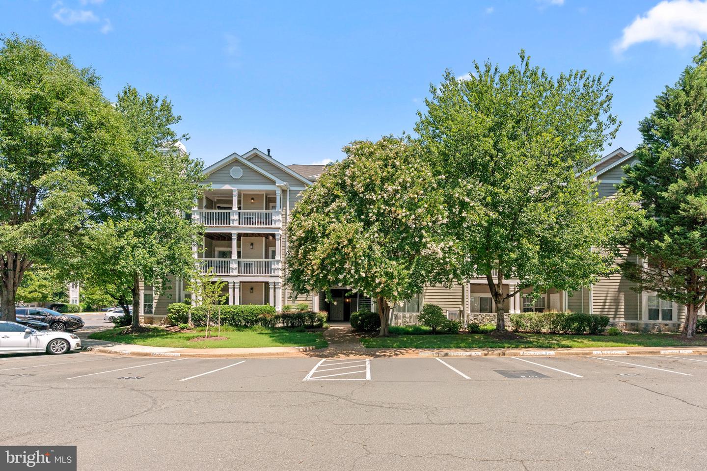 1701 Lake Shore Crest Dr #21 Property Photo 25