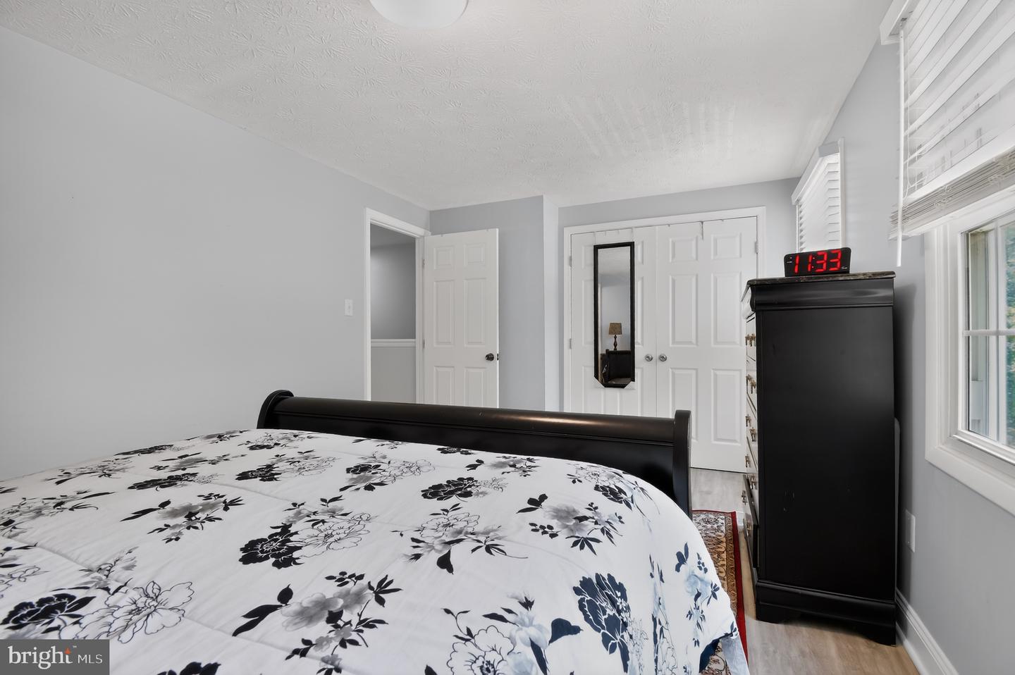 8307 Pondside Ter Property Photo 23