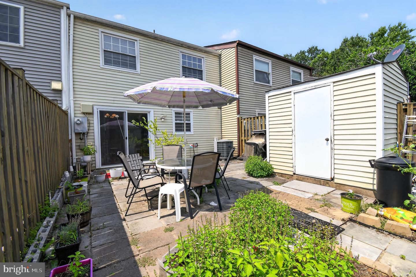 8307 Pondside Ter Property Photo 33