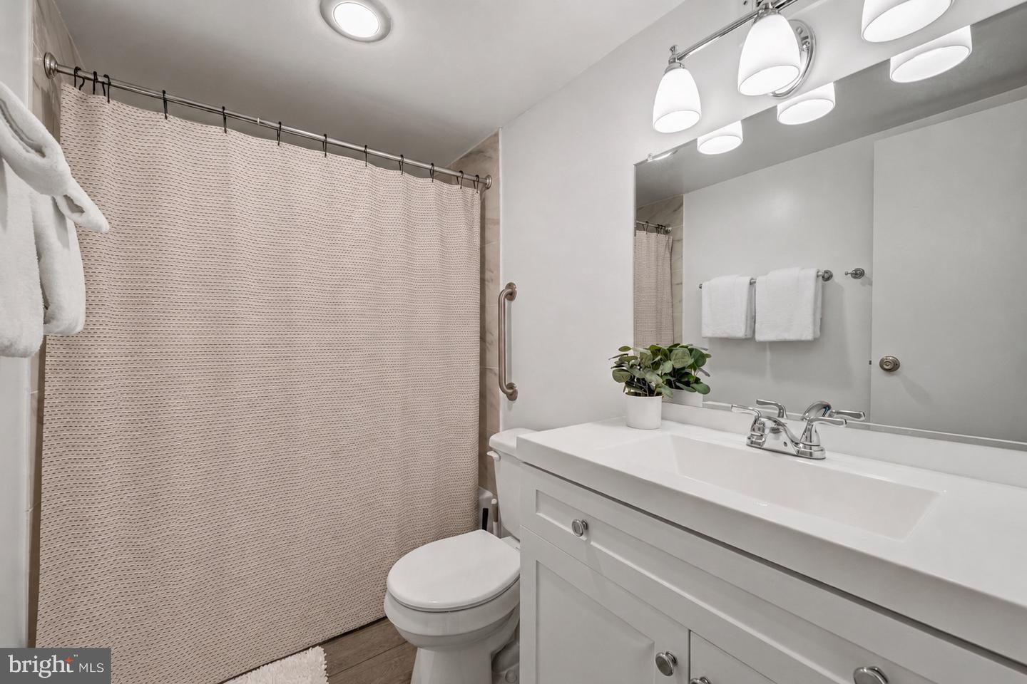 6800 Fleetwood Rd #313 Property Photo 16