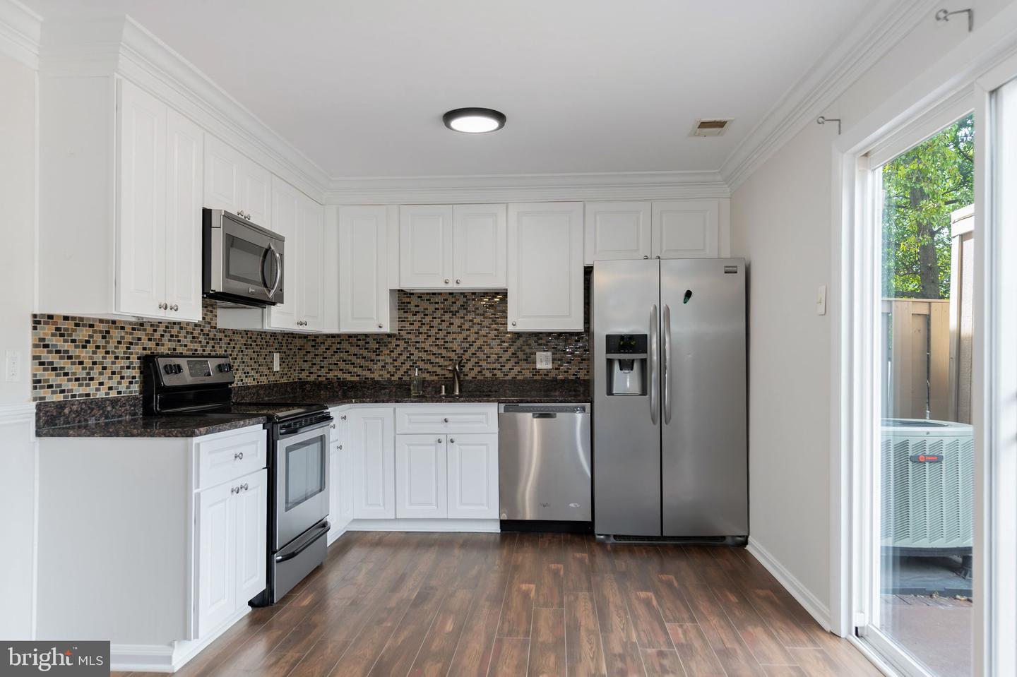 1103 Whitewater Pl Property Photo 12