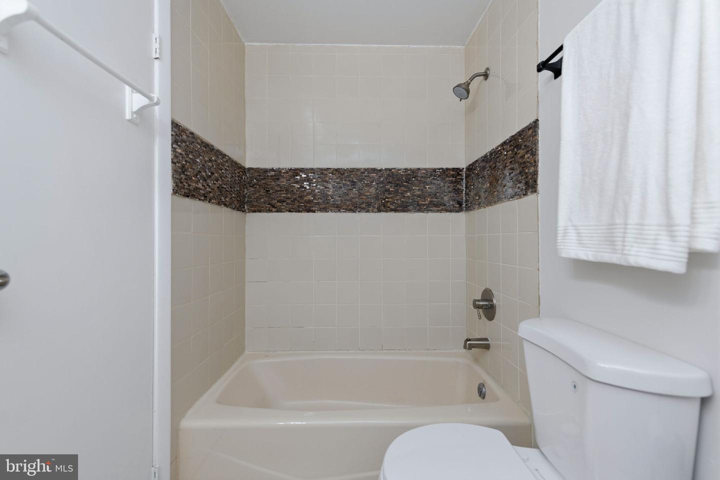 1103 Whitewater Pl Property Photo 23