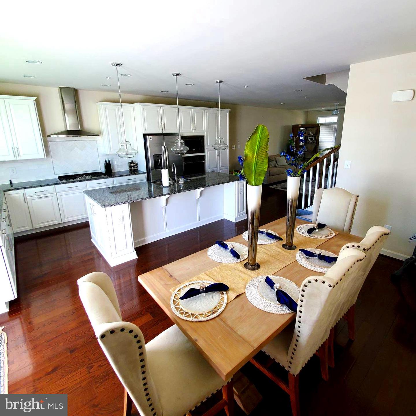13717 Neil Armstrong Ave Property Photo 1