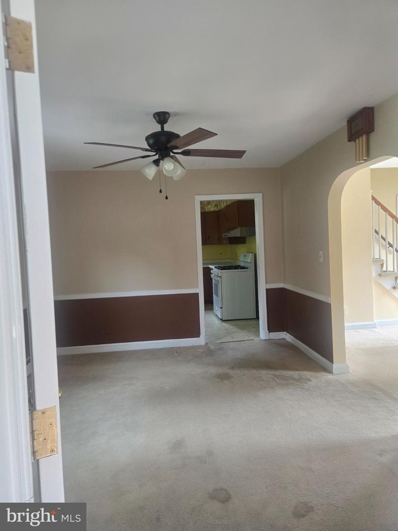 2414 Fairview Dr Property Photo 25