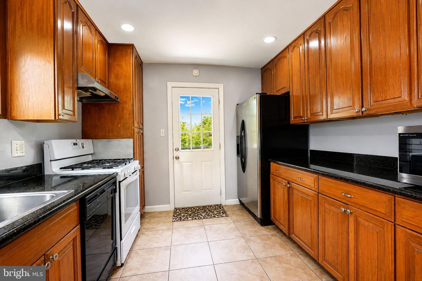 5712 Ash Dr Property Photo 10