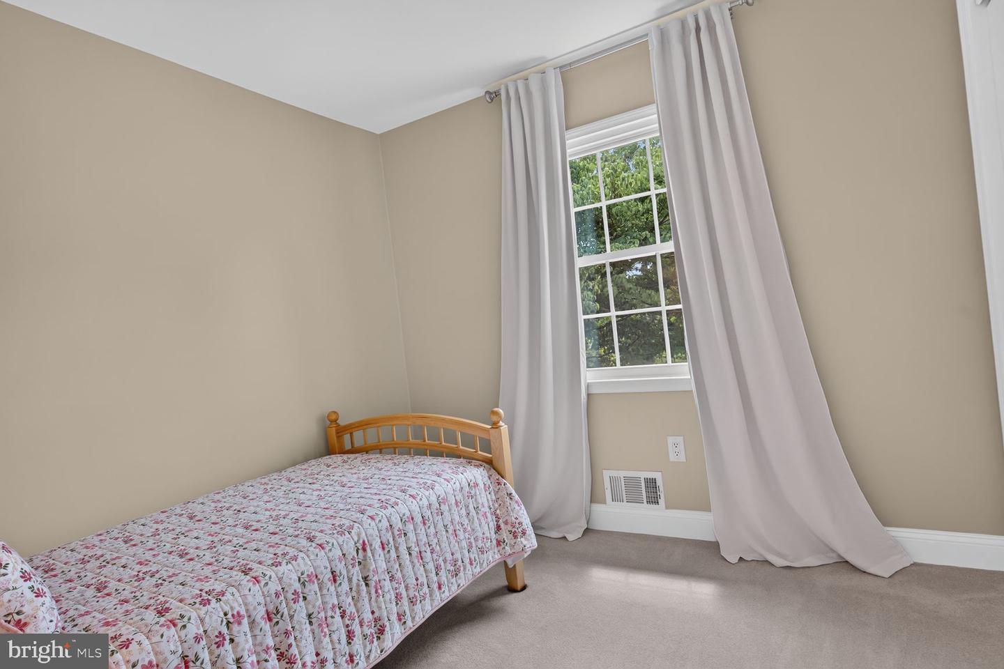 4508 Fidelity Ct Property Photo 17