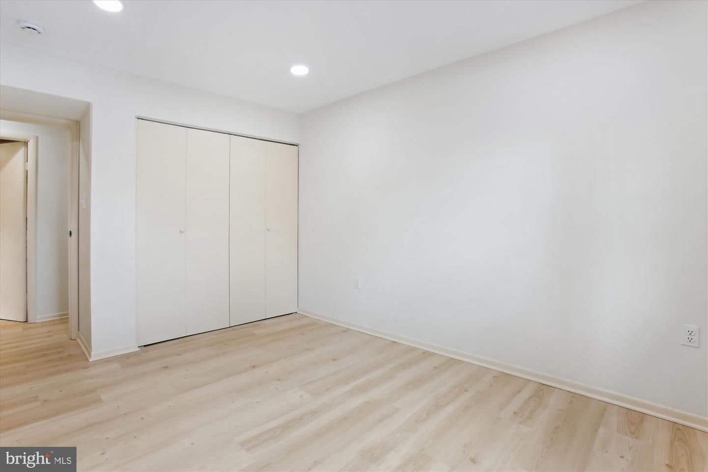 4904 Chanticleer Ave Property Photo 22