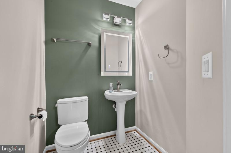 6221 Bella Dr Property Photo 4