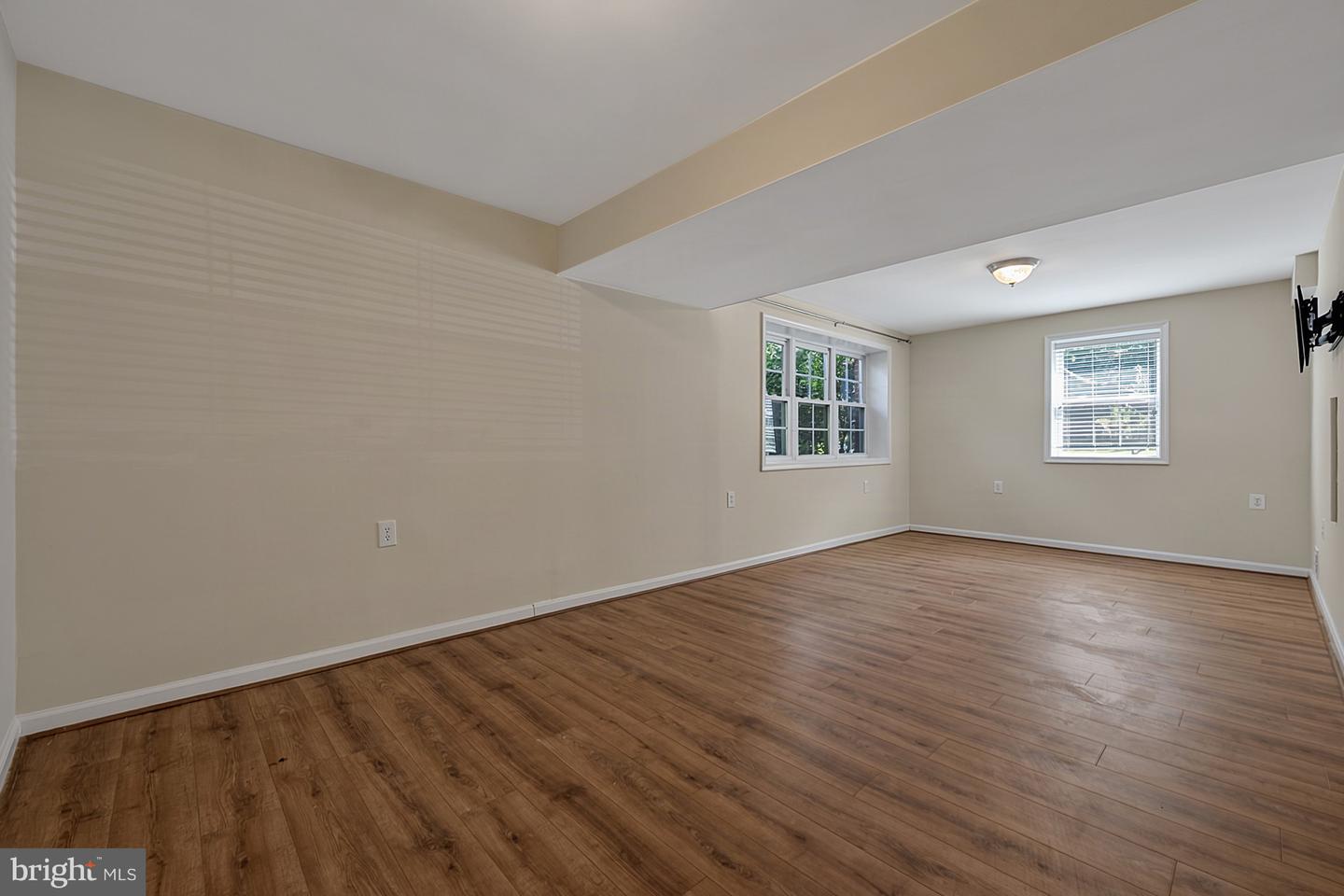 6508 Berkshire Dr Property Photo 32