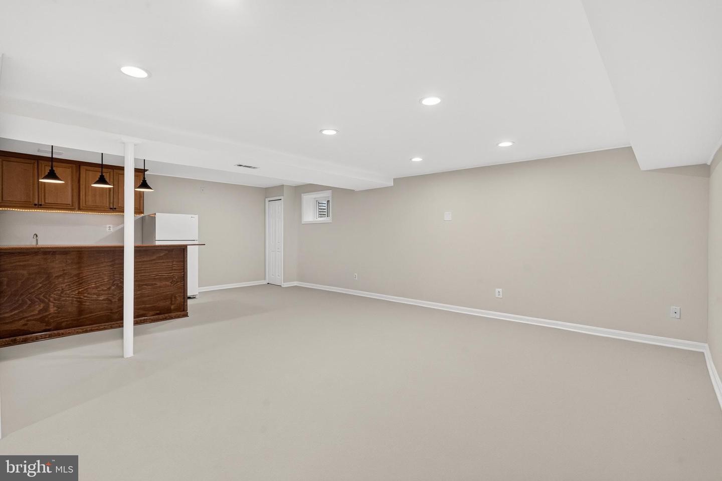 9021 Parliament Dr Property Photo 60
