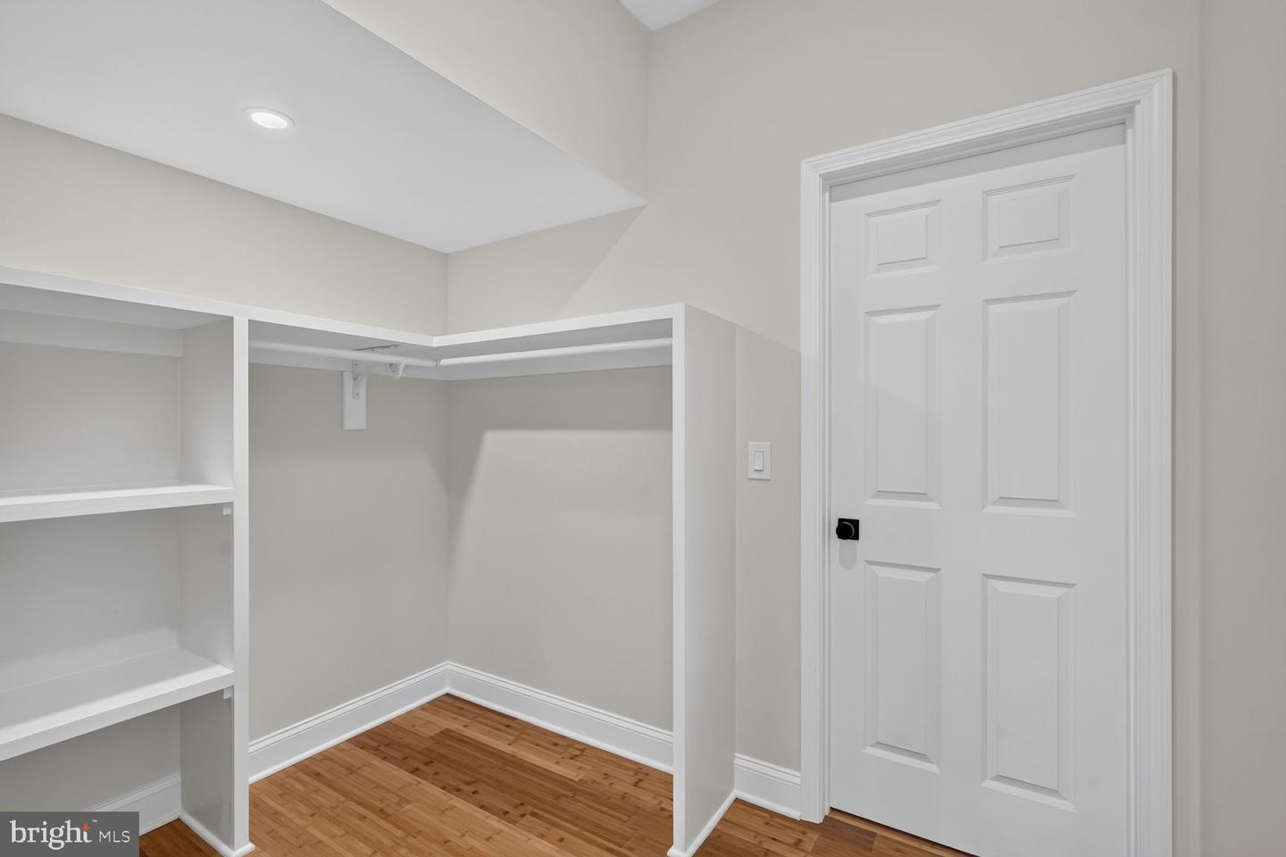7304 Dickenson St Property Photo 18