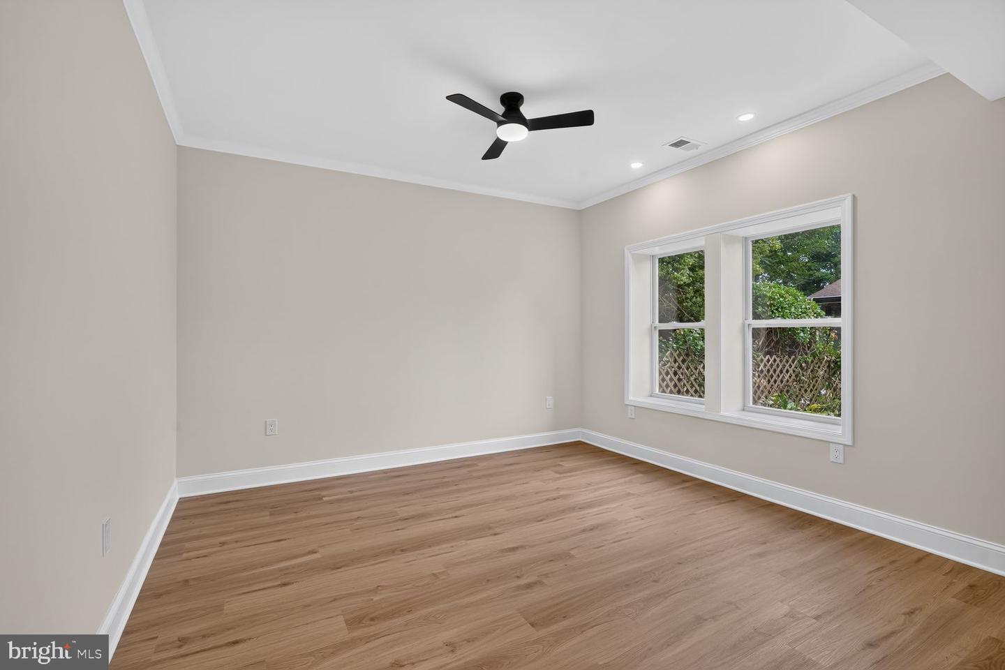 7304 Dickenson St Property Photo 37