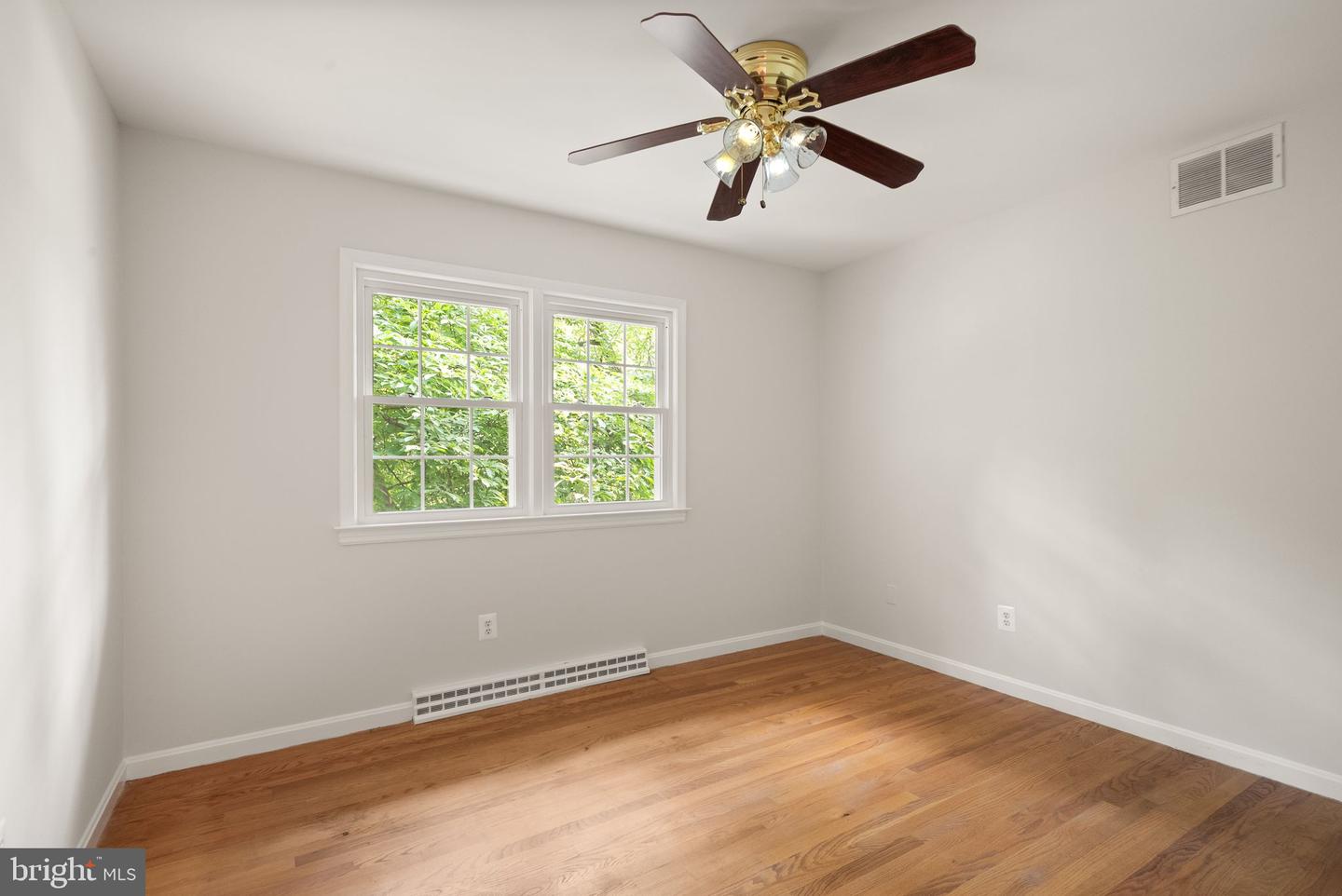 8104 Chivalry Rd Property Photo 39