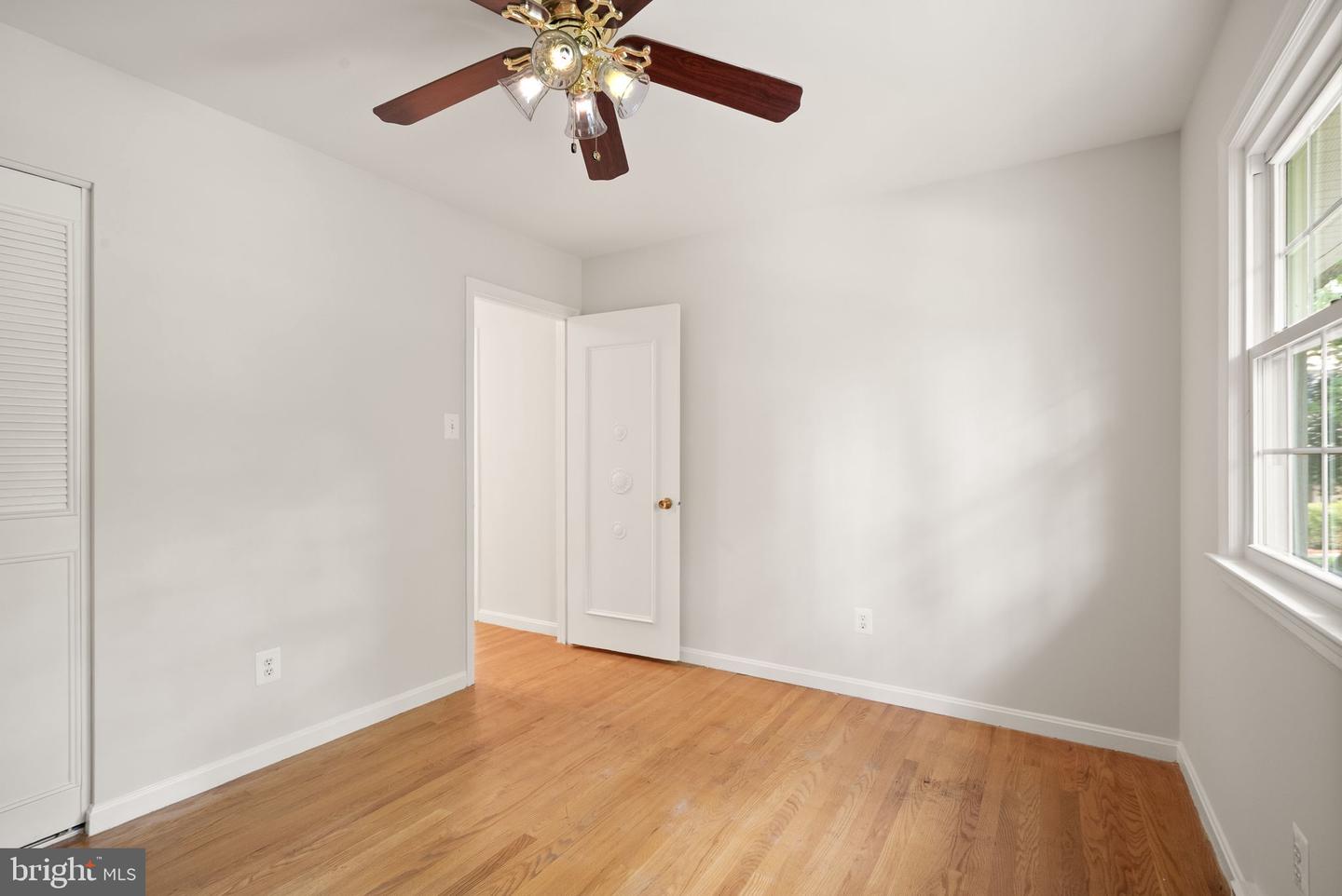 8104 Chivalry Rd Property Photo 40