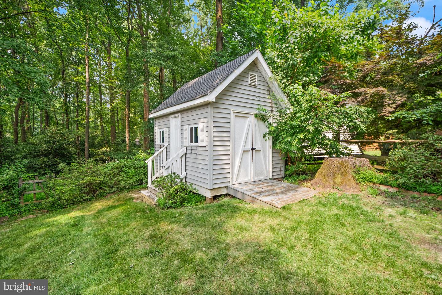 8104 Chivalry Rd Property Photo 58