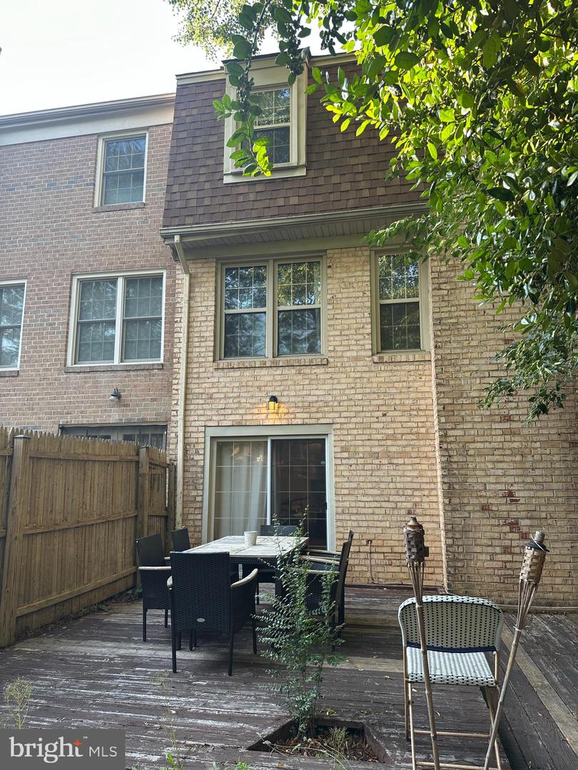 6611 Rosecroft Pl Property Photo 34