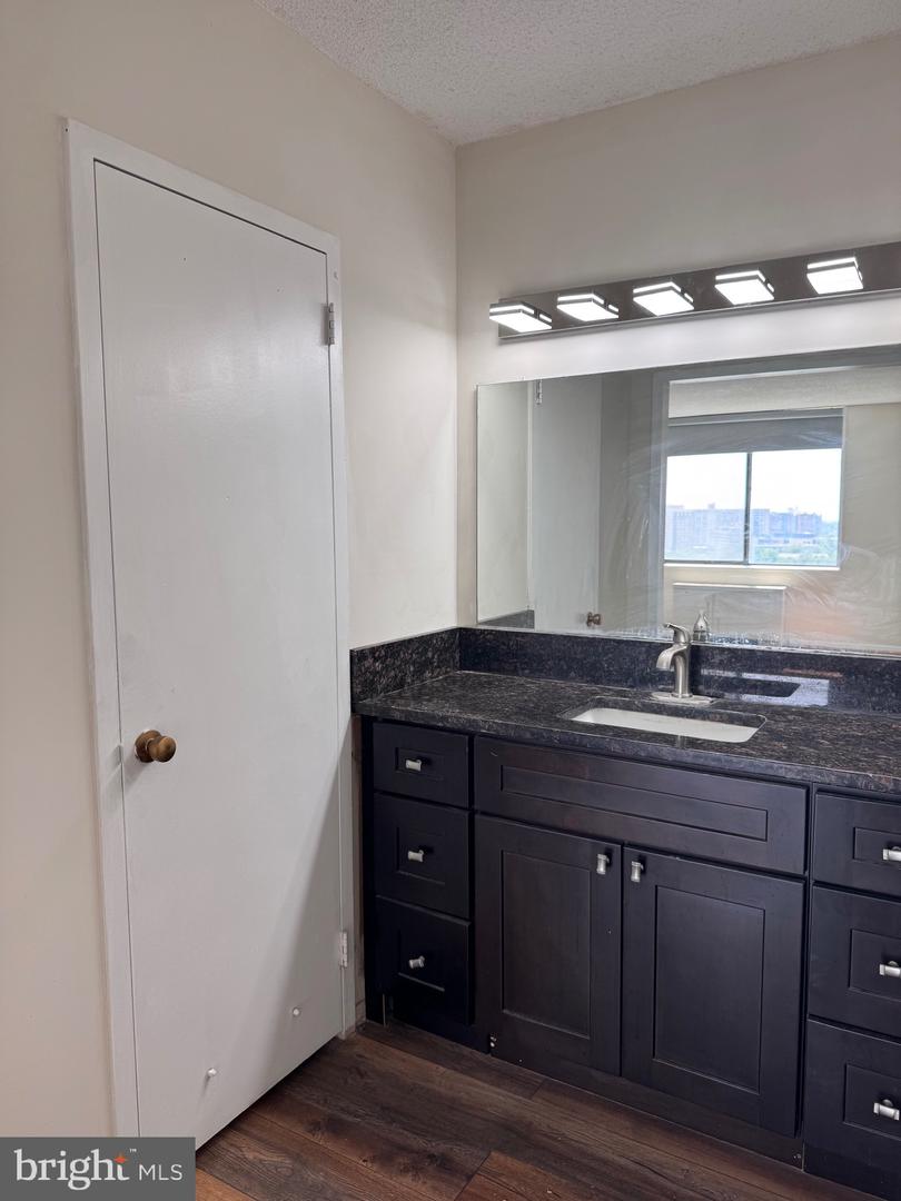 3705 S George Mason Dr #1614s Property Photo 17