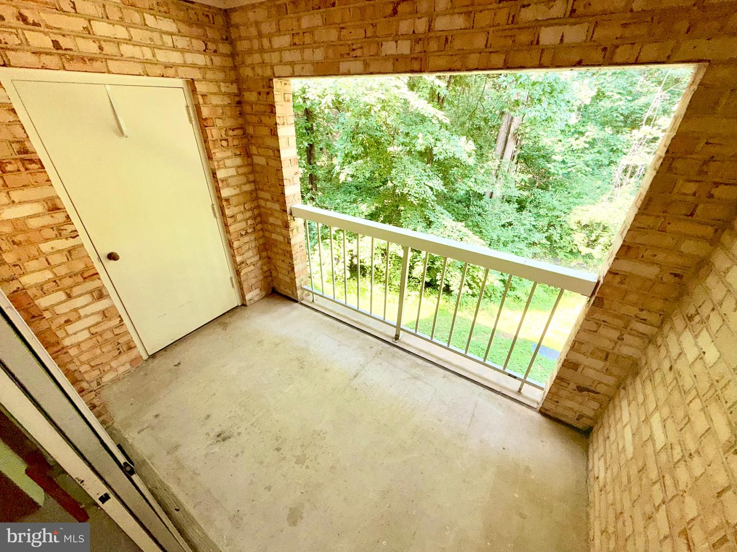 5918 Cove Landing Rd #202 Property Photo 12