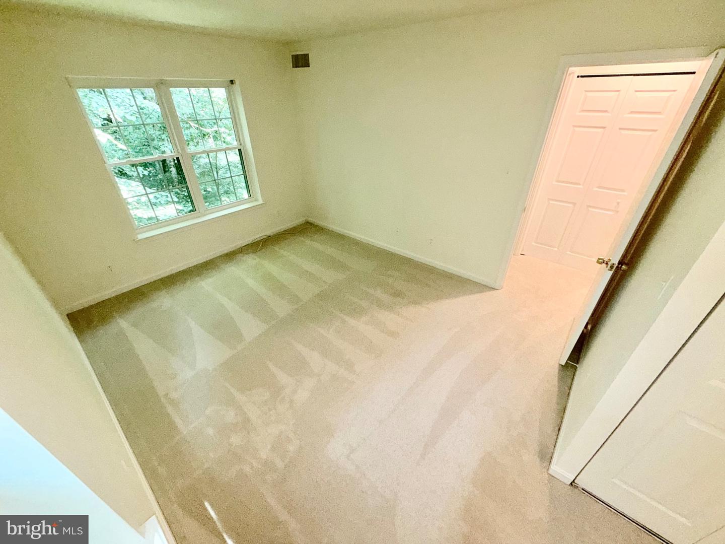 5918 Cove Landing Rd #202 Property Photo 20