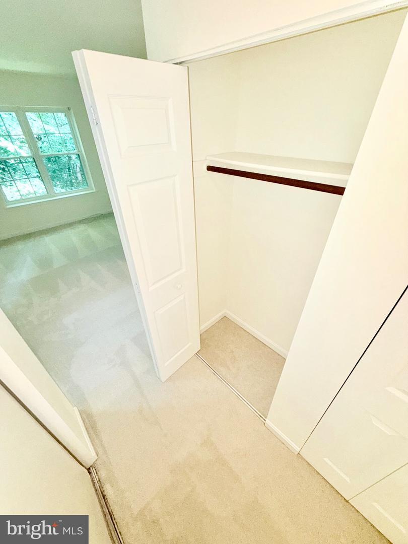 5918 Cove Landing Rd #202 Property Photo 24