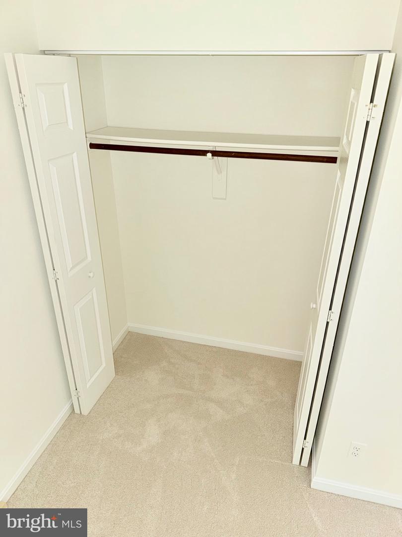 5918 Cove Landing Rd #202 Property Photo 26