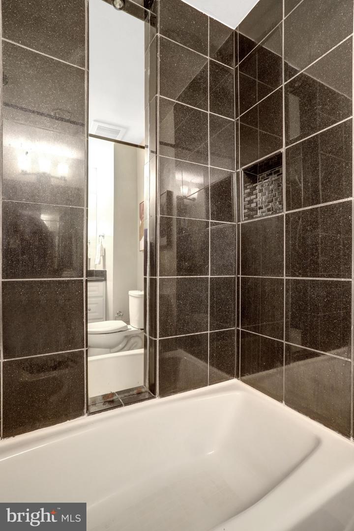 8302 Nightingale Ct Property Photo 35