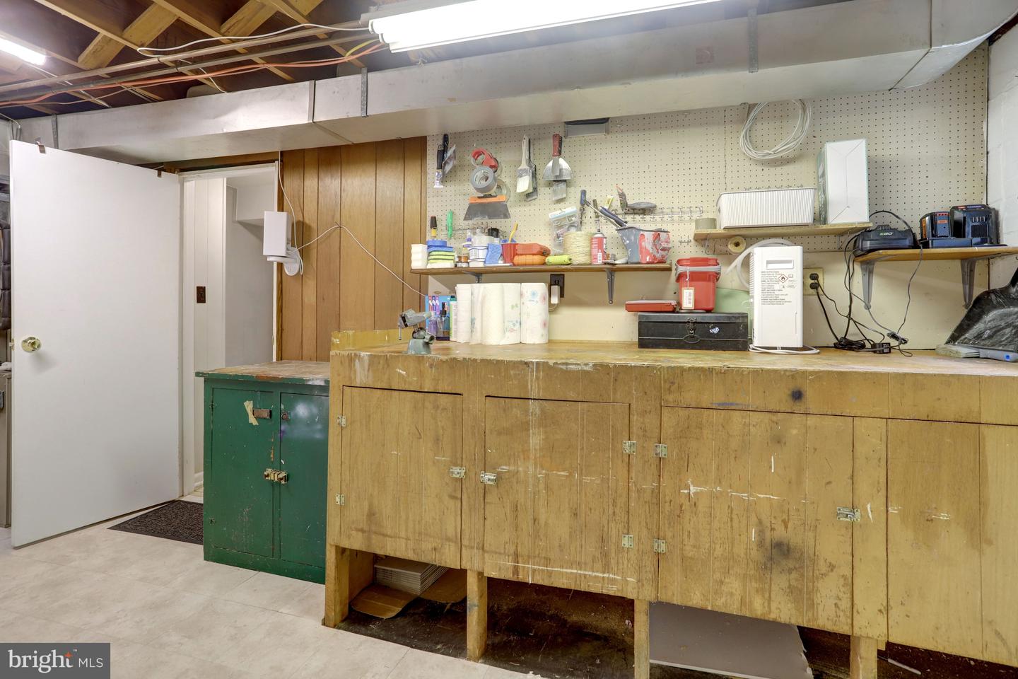 8302 Nightingale Ct Property Photo 45