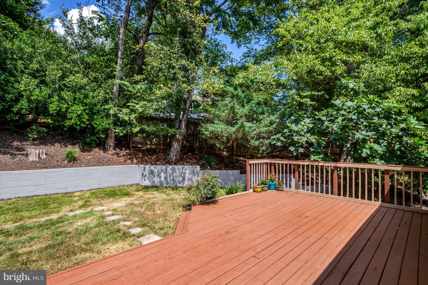 8302 Nightingale Ct Property Photo 53