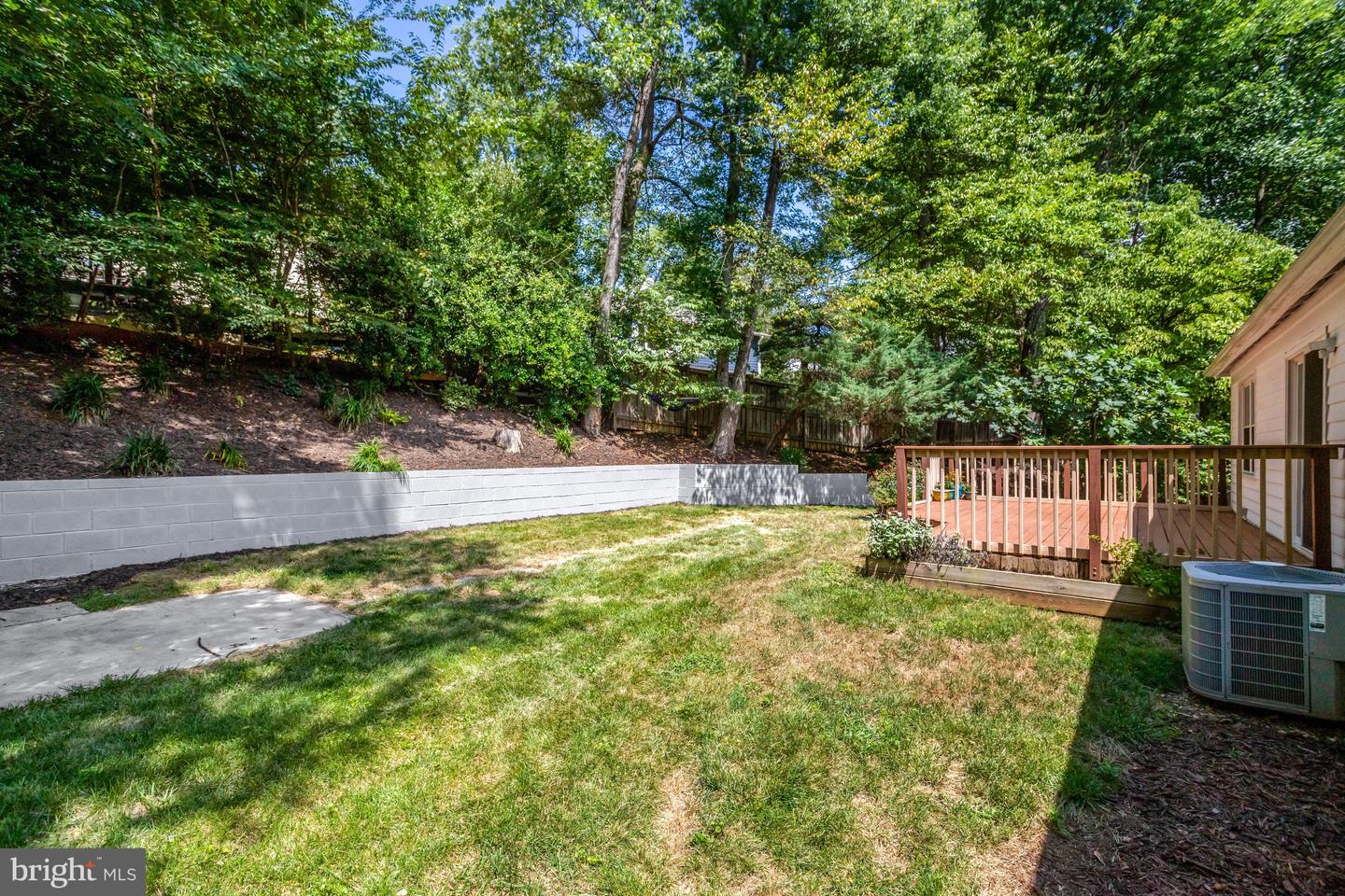 8302 Nightingale Ct Property Photo 58