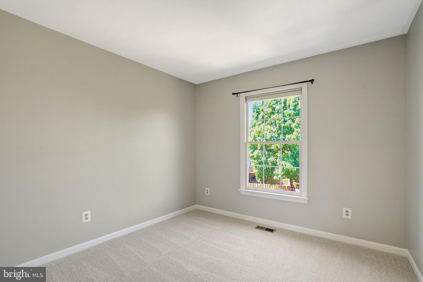 5807 Clapham Rd Property Photo 10