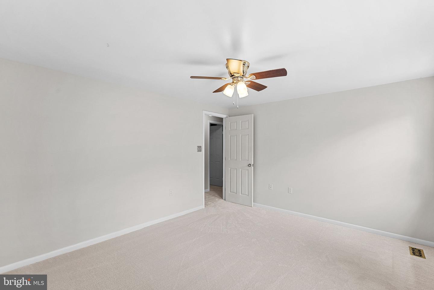 2284 Dosinia Ct Property Photo 40