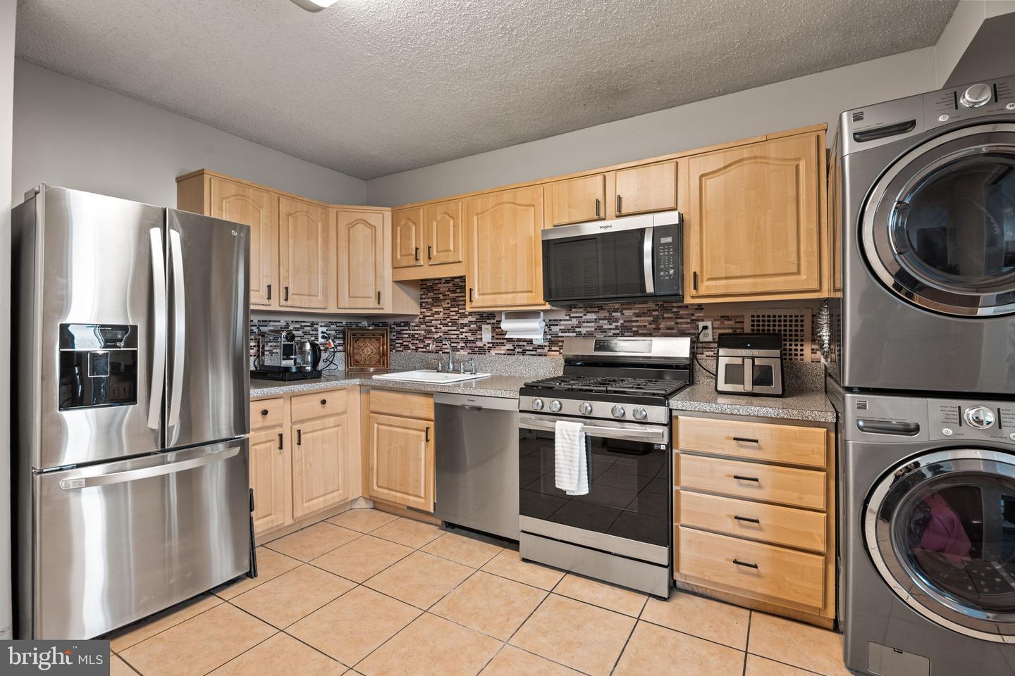 3705 S George Mason Dr #914s Property Photo 6