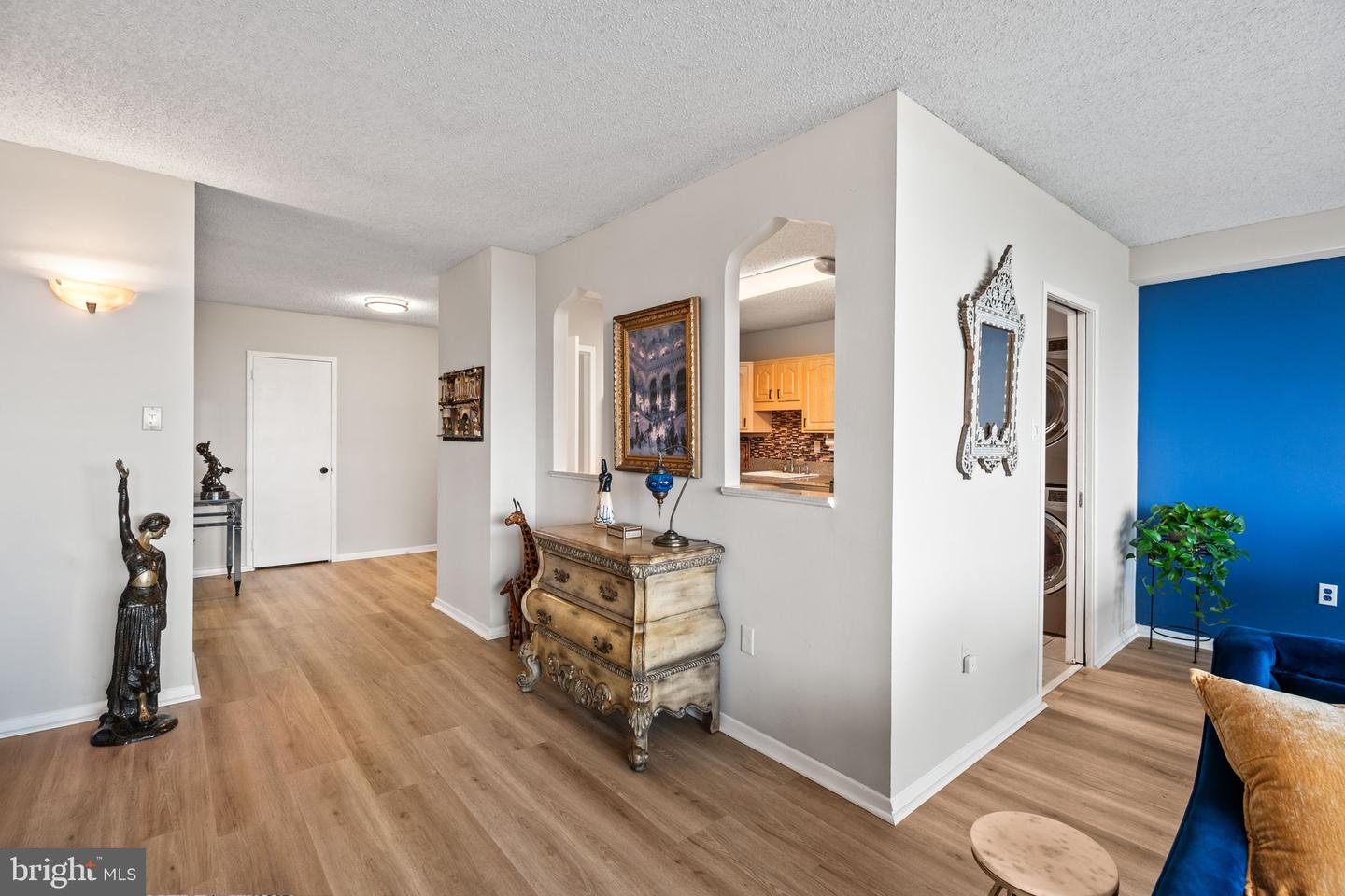 3705 S George Mason Dr #914s Property Photo 12