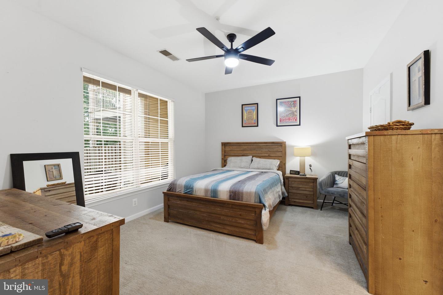 7712 Haynes Point Way #b Property Photo 22