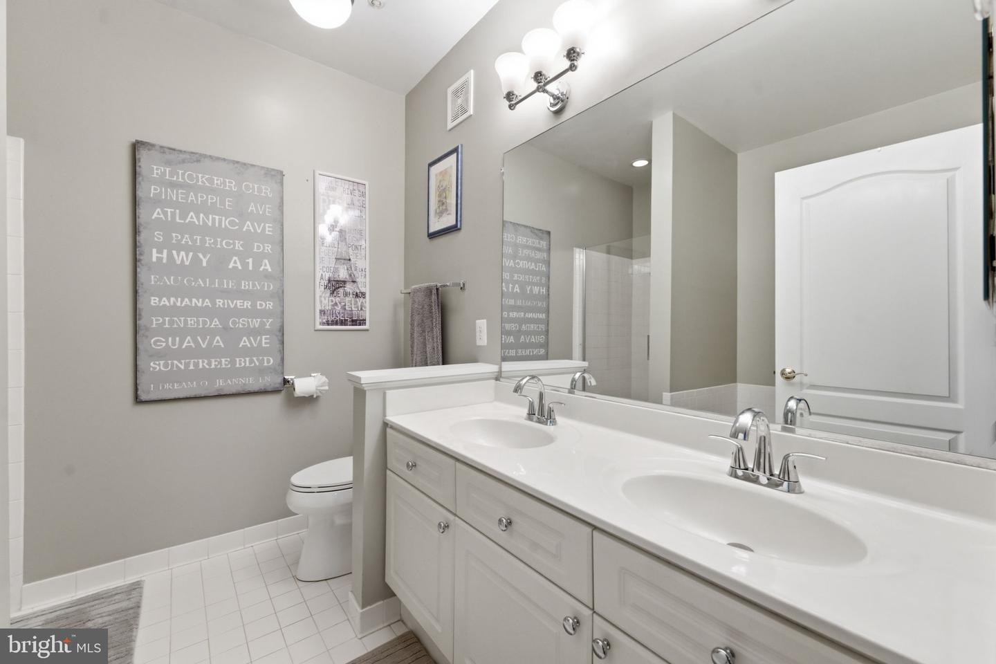 7712 Haynes Point Way #b Property Photo 23