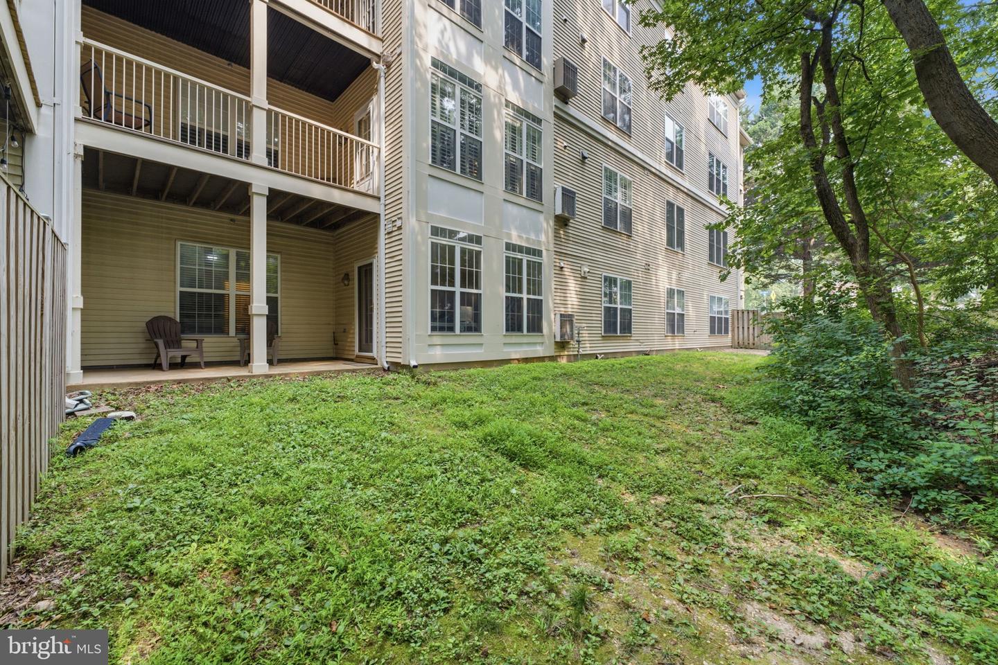 7712 Haynes Point Way #b Property Photo 27