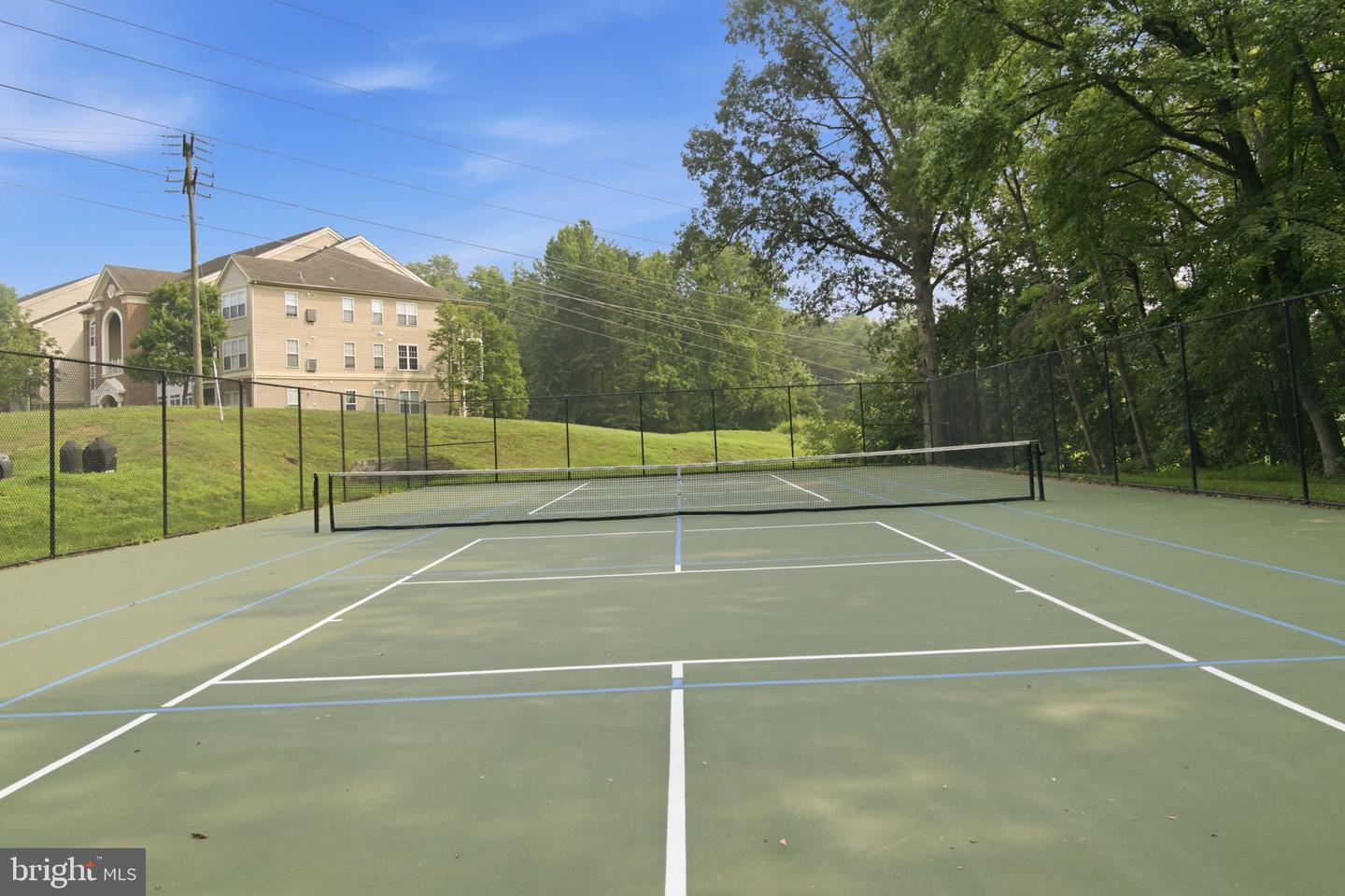 7712 Haynes Point Way #b Property Photo 32