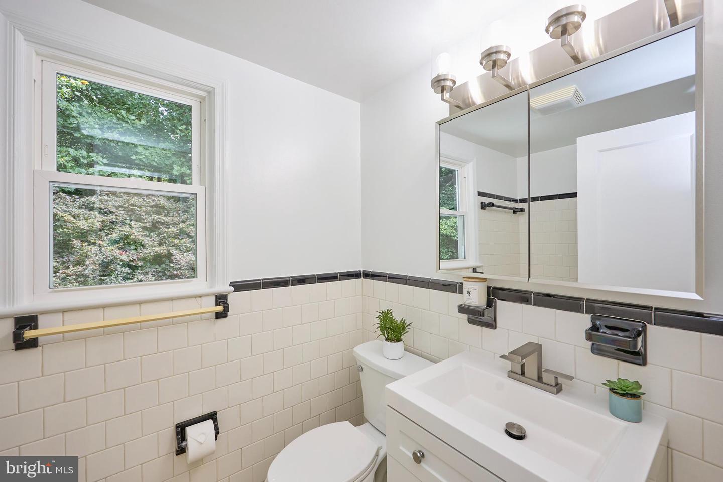 6506 Oakwood Dr Property Photo 22