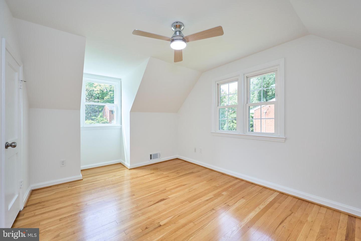 6506 Oakwood Dr Property Photo 23