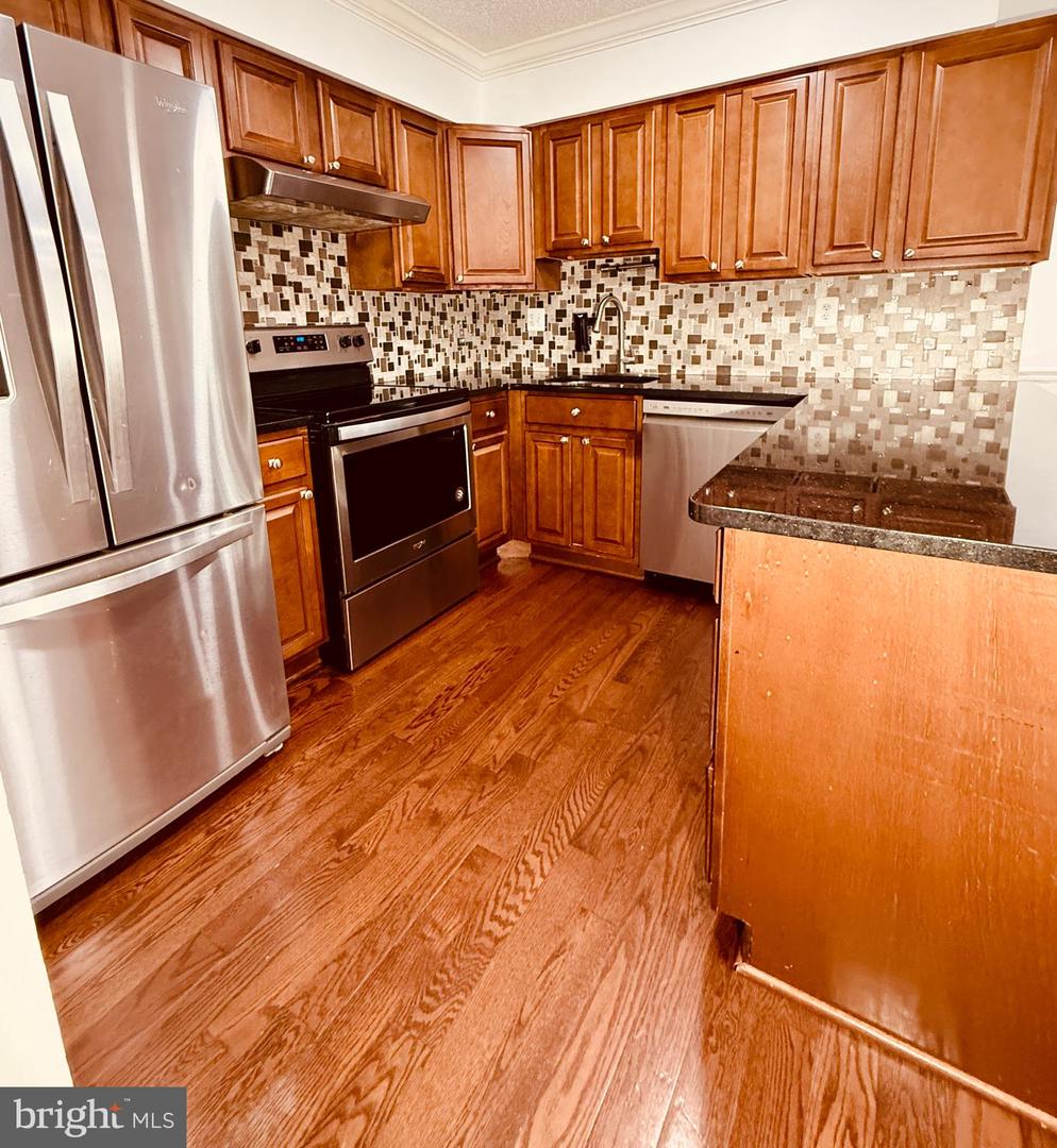2379 Southgate Sq Property Photo 14