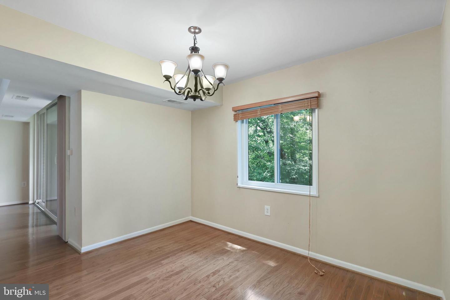 1423 Northgate Sq #23/21c Property Photo 5
