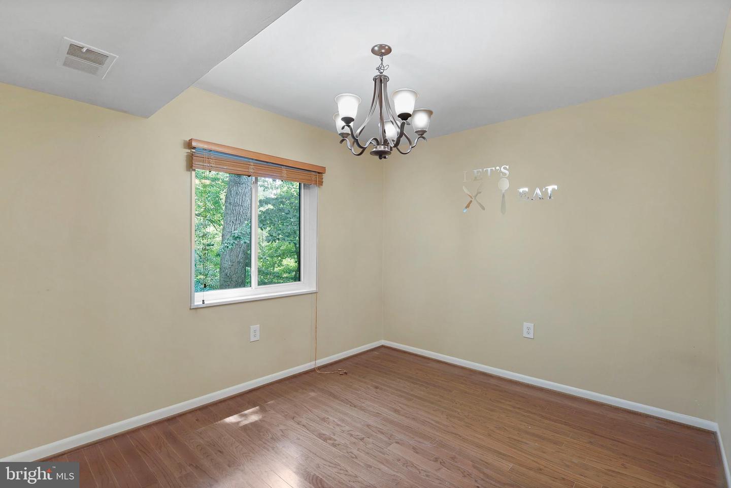 1423 Northgate Sq #23/21c Property Photo 6