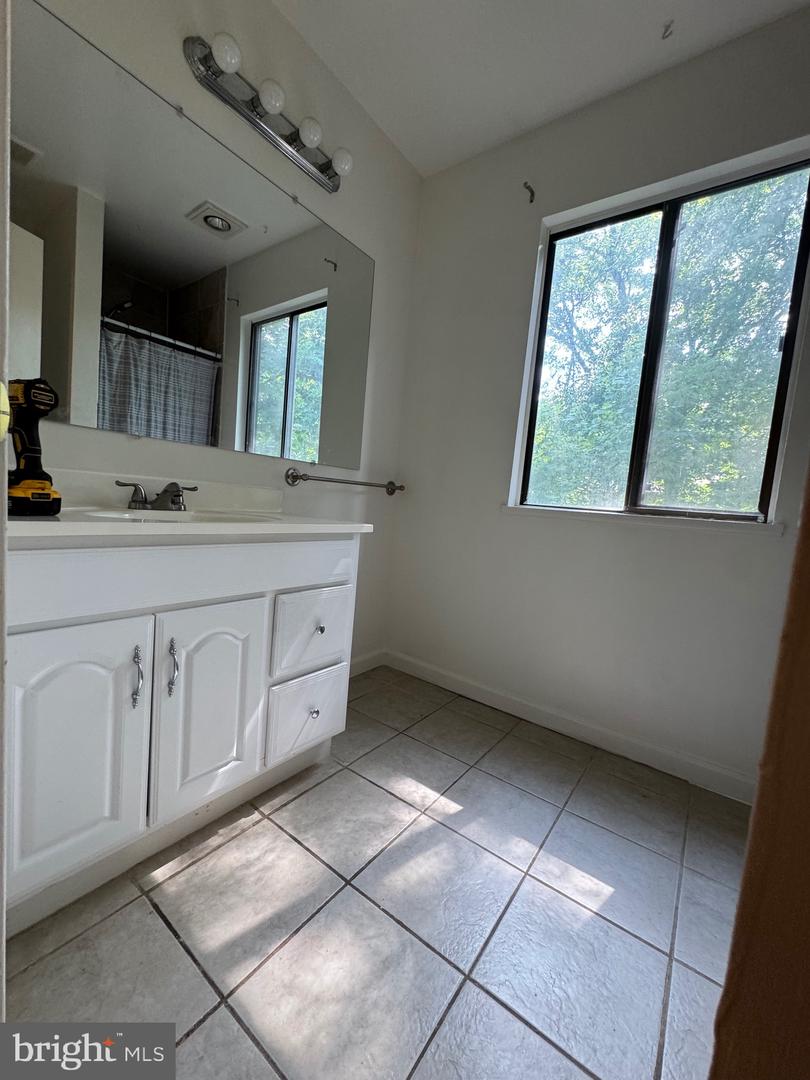 5808 Jacksons Oak Property Photo 16