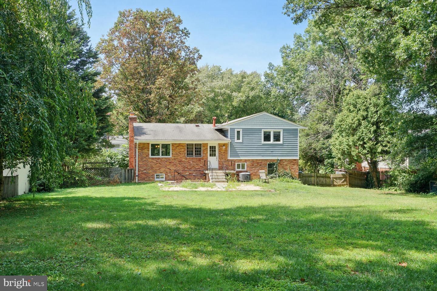 1633 Warner Ave Property Photo 26